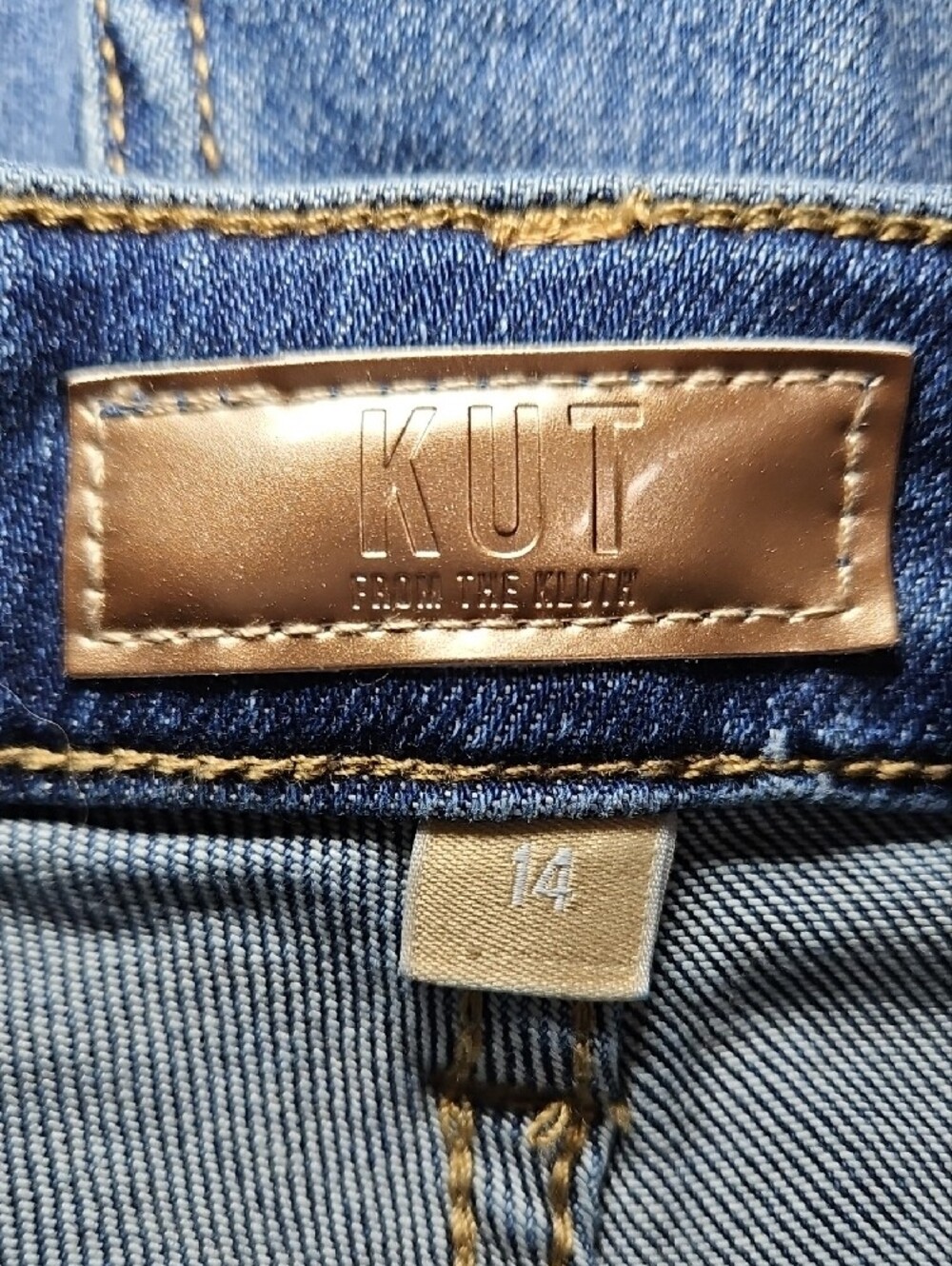 KUT from the Kloth Catherine Rolled-Cuff Boyfriend Denim Short New Size 14 - Picture 6 of 8